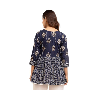 Woman's Classic Floral Printed Trendy Top