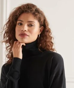 Superdry Studios -Superdry Studios upload9223368955665851265