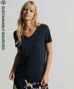 SUPERDRY Organic Cotton Studios Pocket V-Neck T-Shirt Optic/black Stripe 24 SUPERDRY Organic Cotton Studios Pocket V-Neck T-Shirt Optic/black Stripe -Superdry Studios upload9223368955665978474