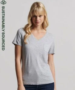 SUPERDRY Organic Cotton Studios Pocket V-Neck T-Shirt Optic/black Stripe 20 SUPERDRY Organic Cotton Studios Pocket V-Neck T-Shirt Optic/black Stripe -Superdry Studios upload9223368955665978836